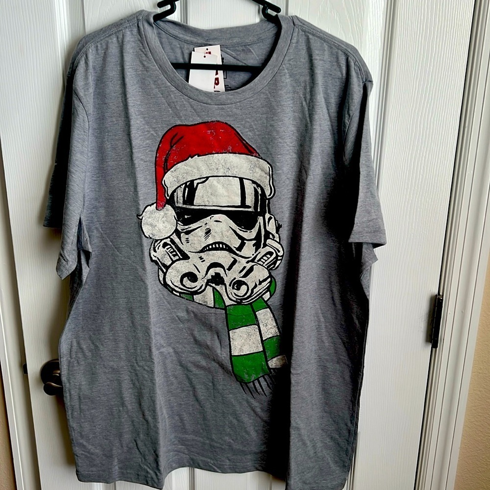 New Disney‎ Star Wars Stormtrooper Santa Holiday Graphic T-Shirt Size 2XL